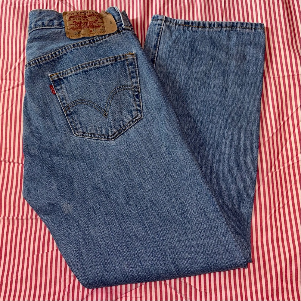 Levi's men’s 501s 100% cotton button fly jeans